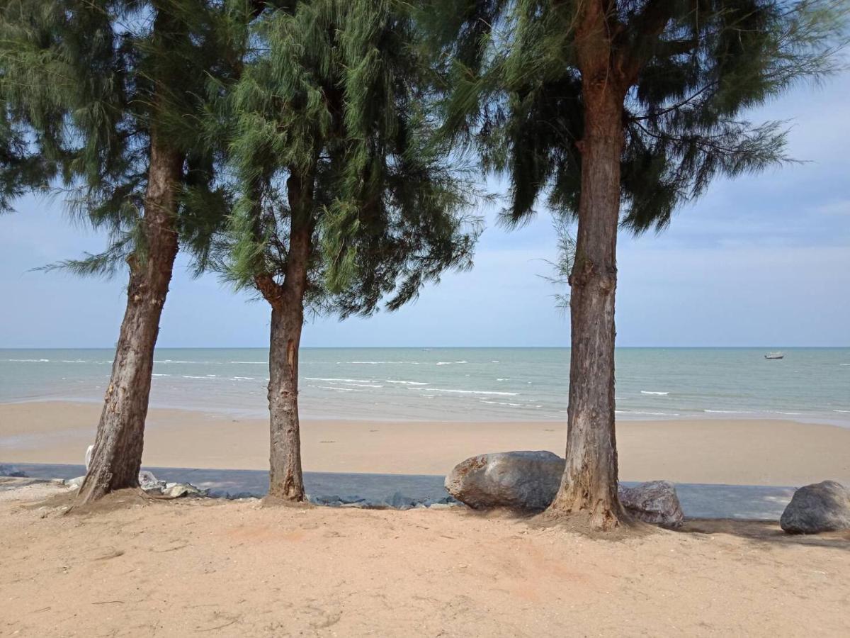 Bc Summer Beach Pran Buri Exterior photo